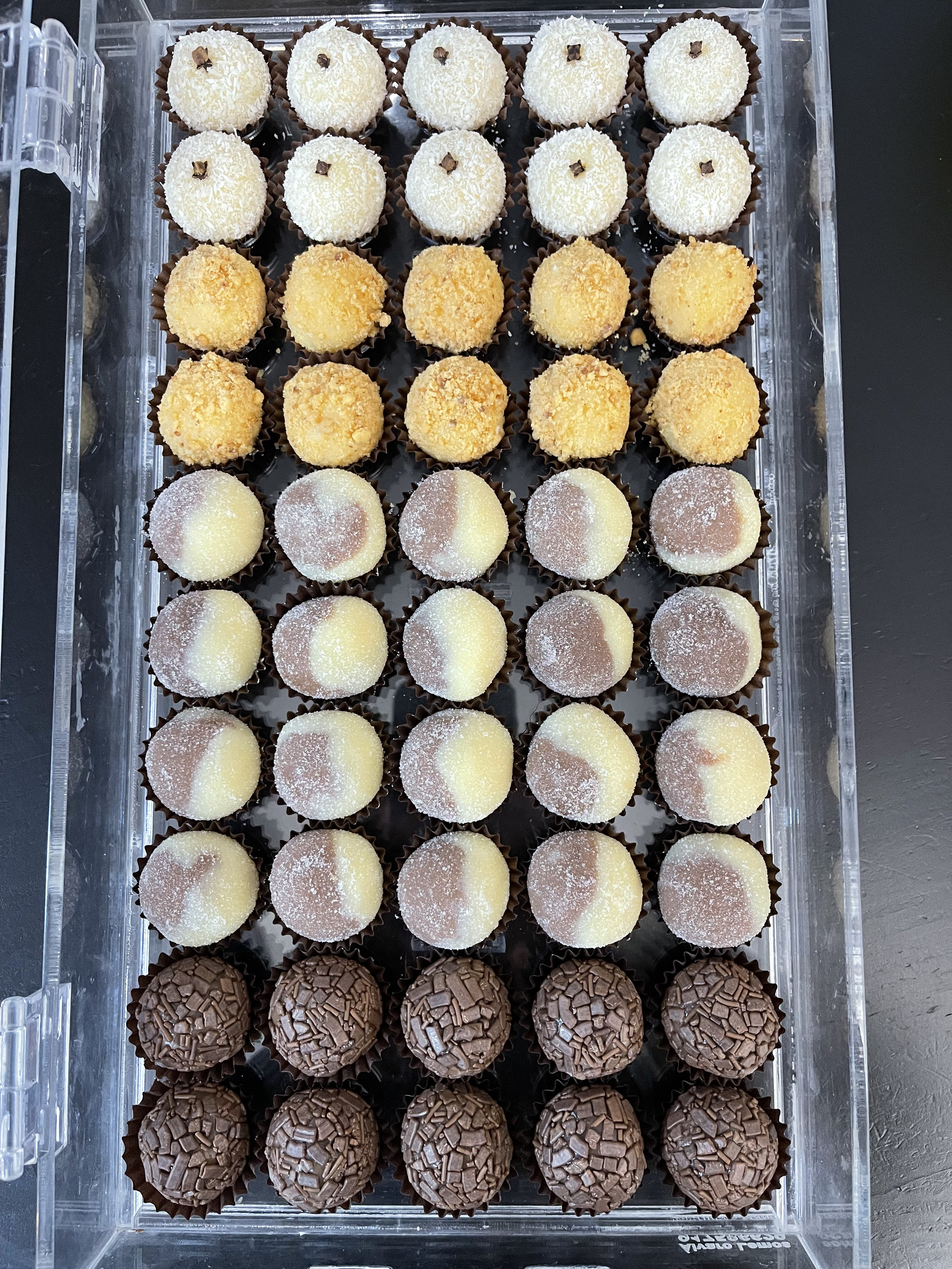 Brigadeiros Variados